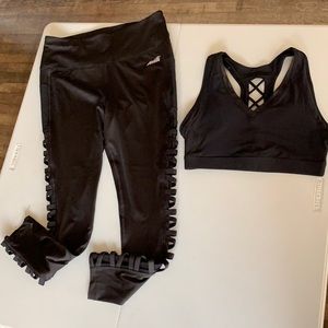 Avia workout set. Pants and sports bra.